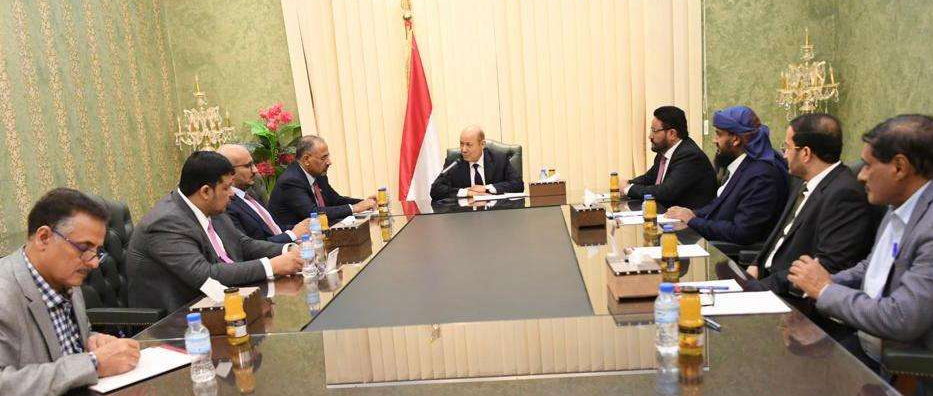 برلماني جنوبي يدق ناقوس خطر تشظي اليمن ويهاجم المجلس الرئاسي
