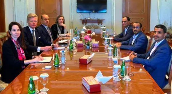 المبعوث الاممي يتفق مع الحوثيين