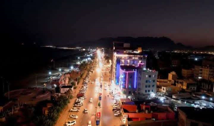 الزُبيدي يتسبب بمطاردة في عدن