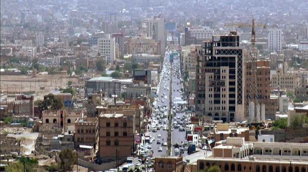مصور يمني يفاجئ بإيداع مليون دولار في حسابه (وثيقة) 