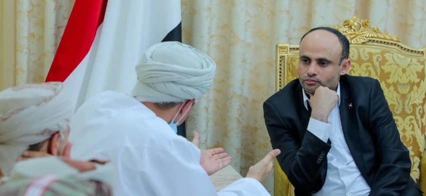 الوفد العماني يحمل لصنعاء مسودة هذا الاتفاق (تفاصيل مفاجئة)