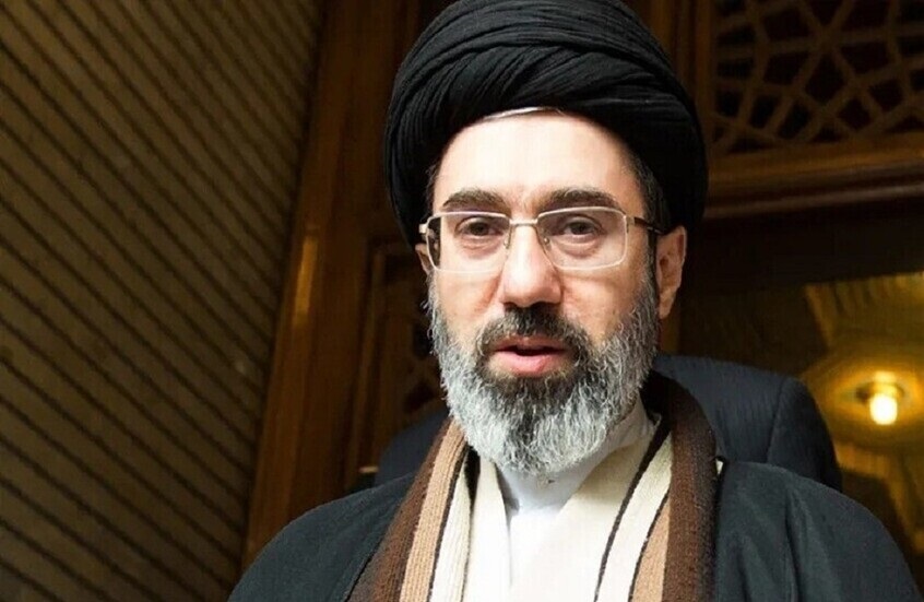 مرشد ايران يطلق اعلانا مفاجئا