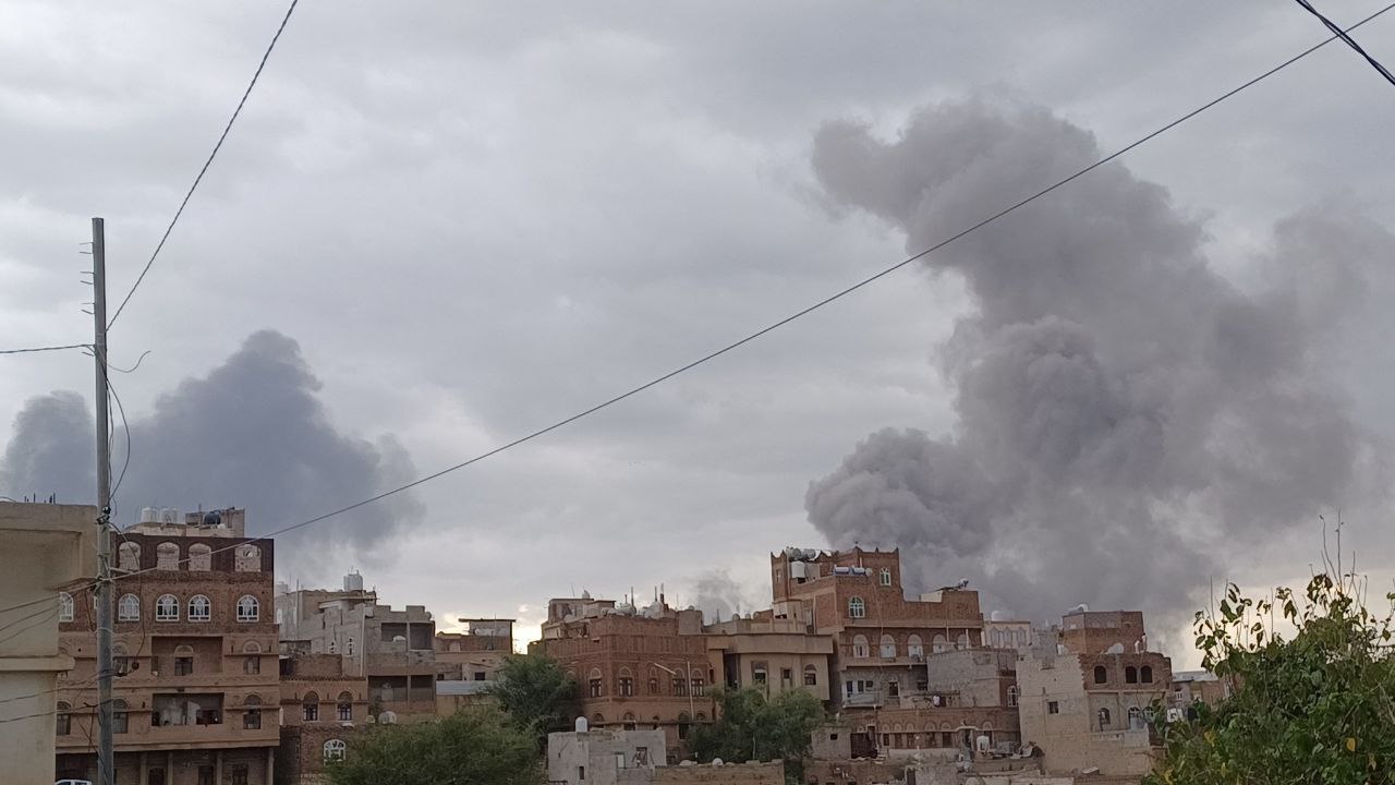 نجاة وزير من قصف صنعاء (تفاصيل)