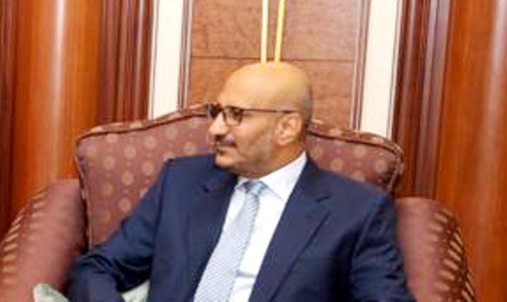 طارق يعلن الاتفاق مع الحوثيين بشأن الرواتب (بيان)