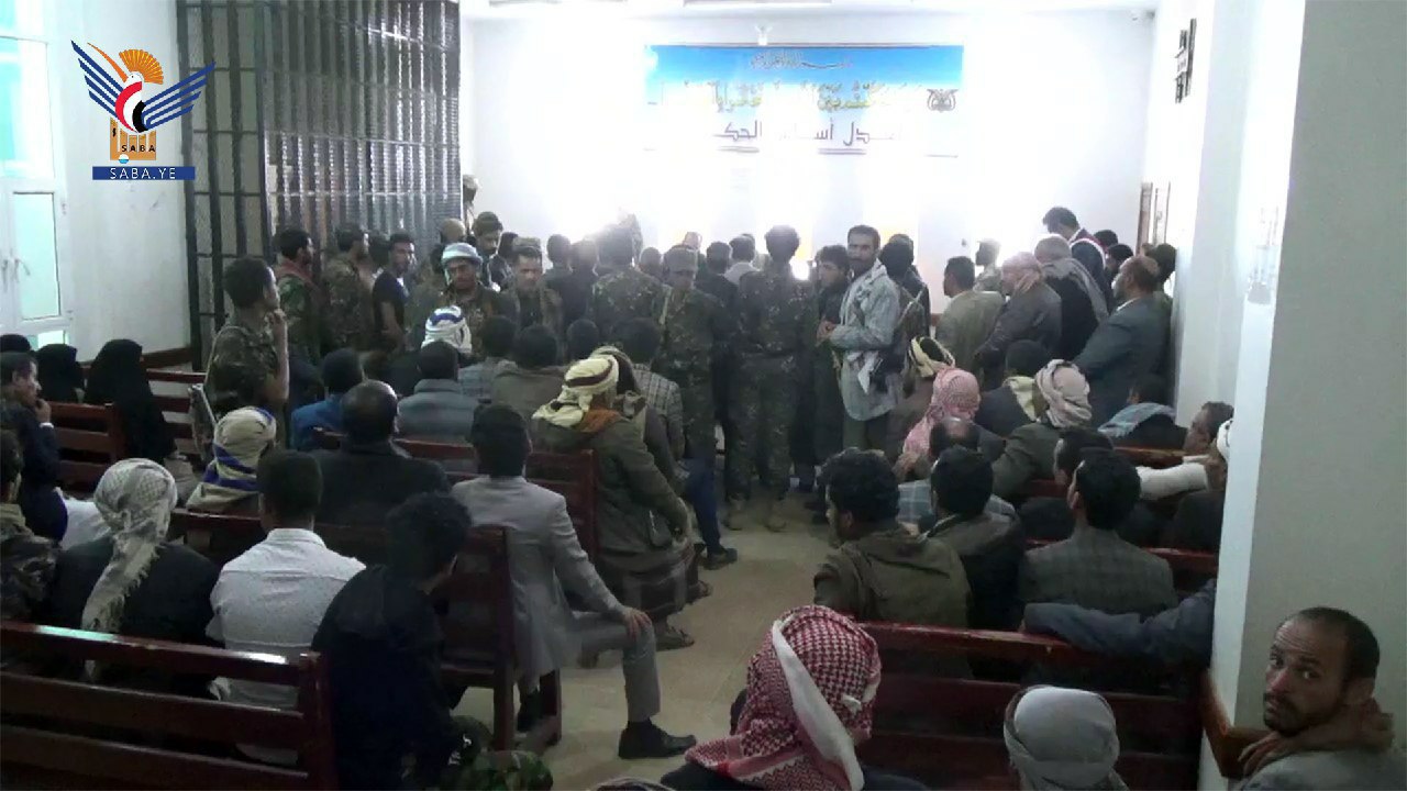 شاهد.. مفاجأت صادمة بمحاكمة المومري ورفاقه (تفاصيل+ صور)