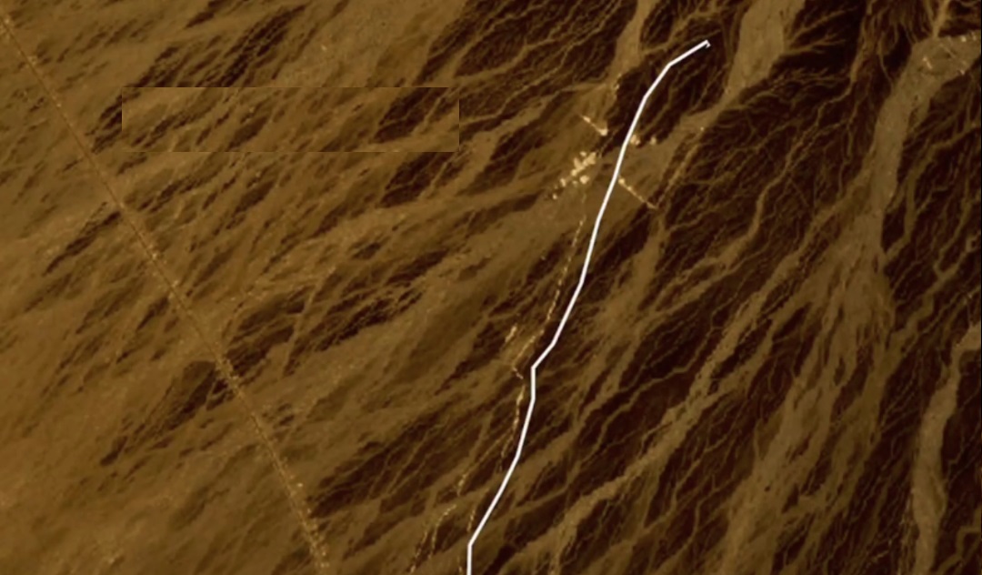 خنادق حوثية طويلة (صور)