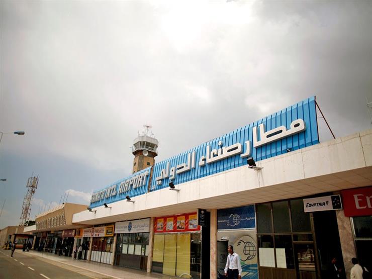 بيان حكومي بشأن اعادة فتح مطار صنعاء رسميا