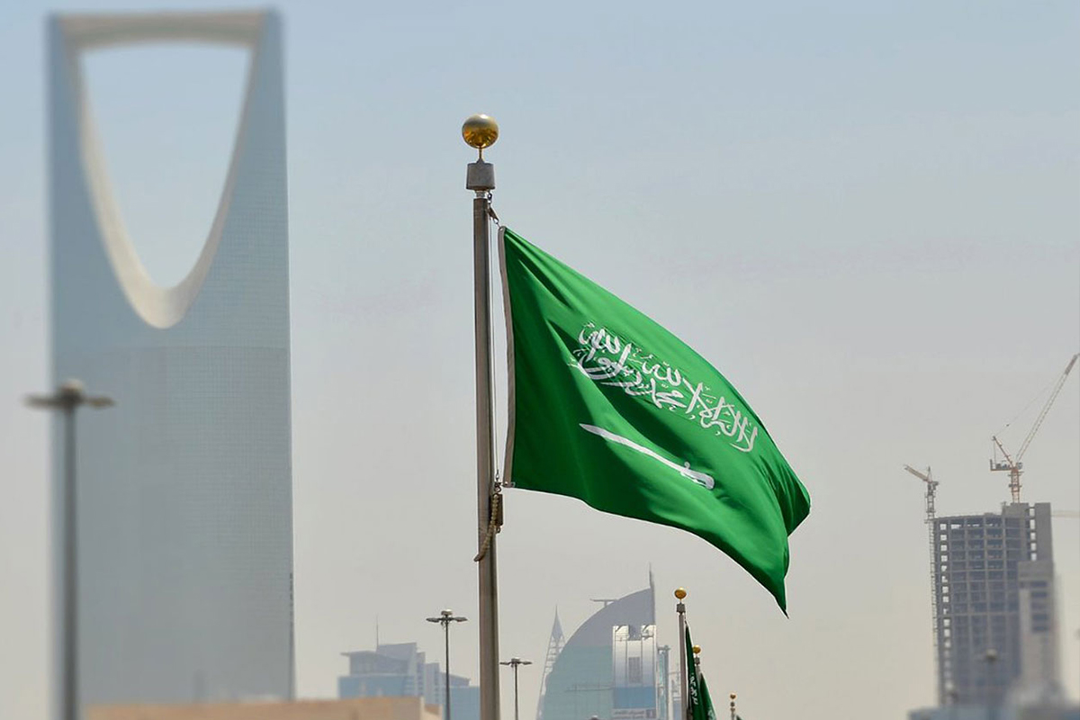 تسريبات سعودية لإجراء يقصم ظهر "الانتقالي"
