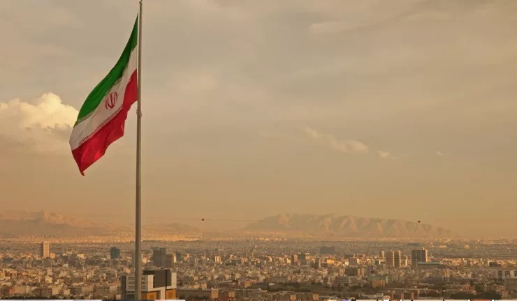 اعلان ايراني يقلب الطاولة!