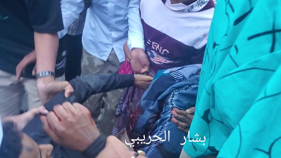 طارق عفاش ينتقم لغروره بإحراق تعز (فيديو + صور)