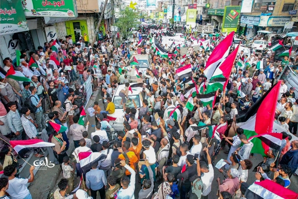 تعز تكسر قيود التحالف والشرعية 
