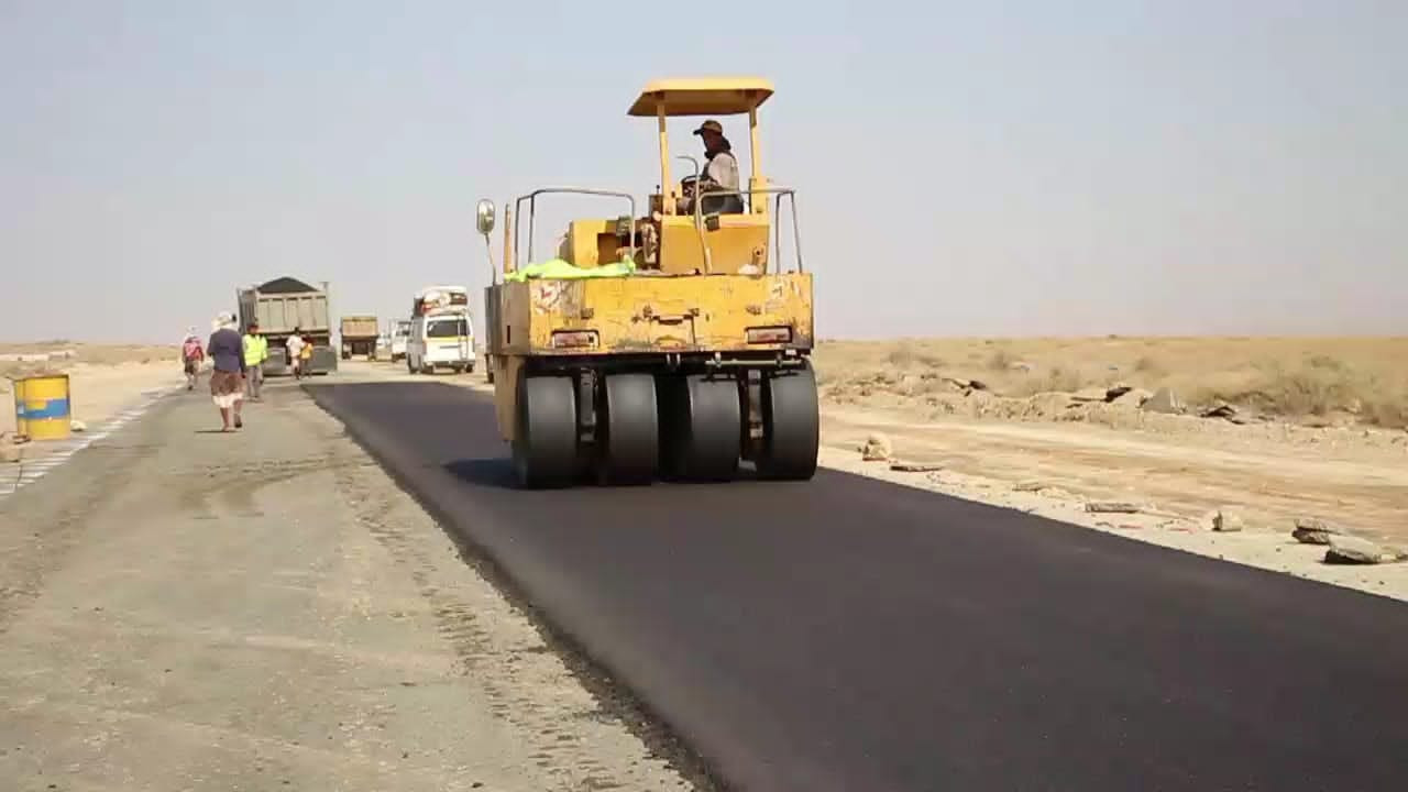 شاهد ما يحدث الان في طريق الموت 