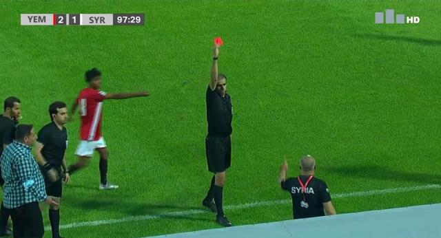إعلان سوري عاجل بشأن صفع لاعب يمني (وثيقة)
