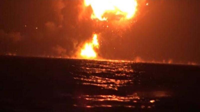 هجوم حوثي جديد يشعل البحر الاحمر (صور+فيديو)