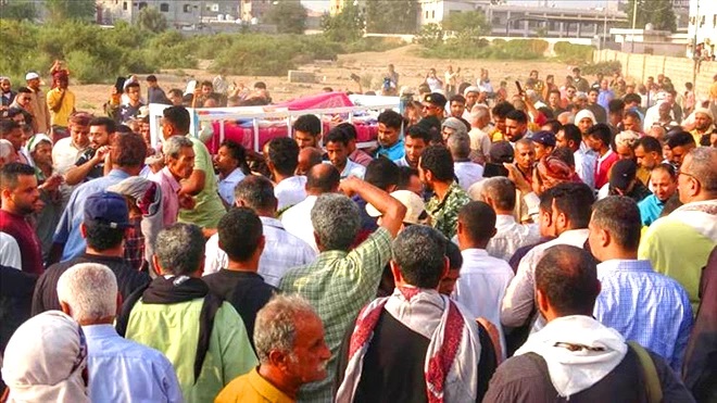 شاهد ماذا ظهر بجثمان القاضي فهيم قبل دفنه (وثيقة+صور)