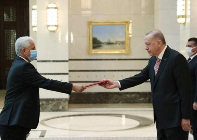 الرئيس اردوغان يعلن موقفه من ازاحة هادي 