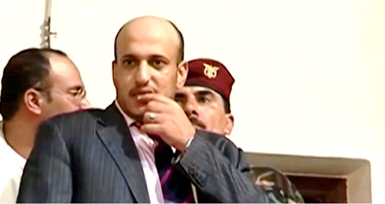كشف جهة اغتيال مسؤول اممي وضابط بتعز (صور)