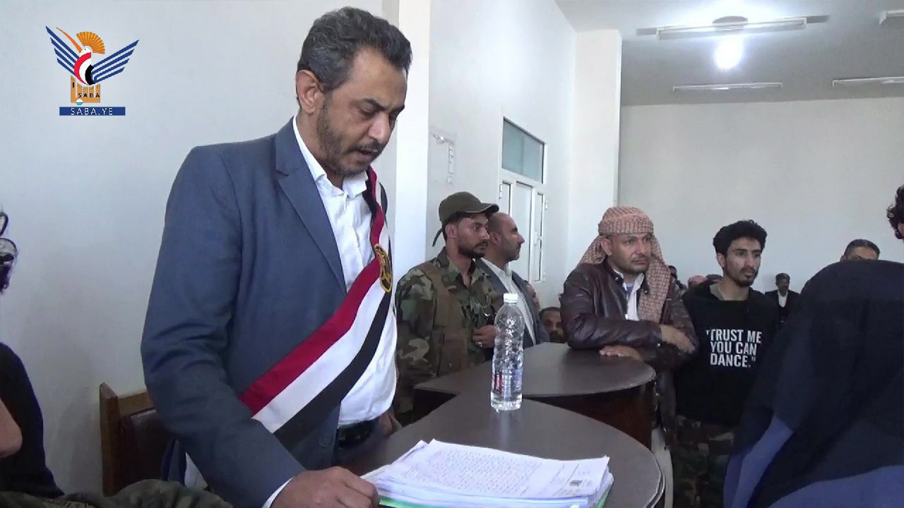 شاهد.. مفاجأت صادمة بمحاكمة المومري ورفاقه (تفاصيل+ صور)
