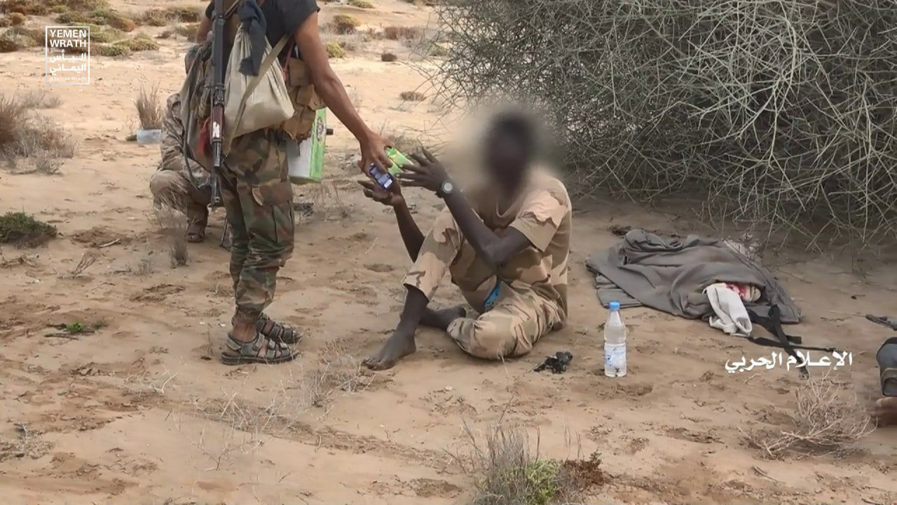 الامارات تغدر بالجيش في هذه الجبهة وتسلمها للحوثيين (صور+فيديو)