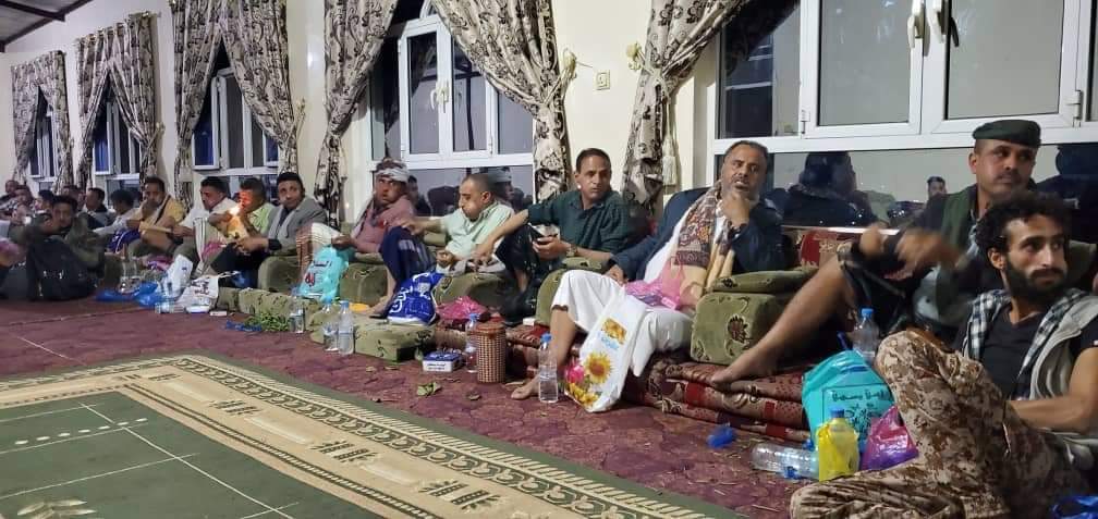 تعز تعود إلى حظيرة النظام السابق رسميا (صور)