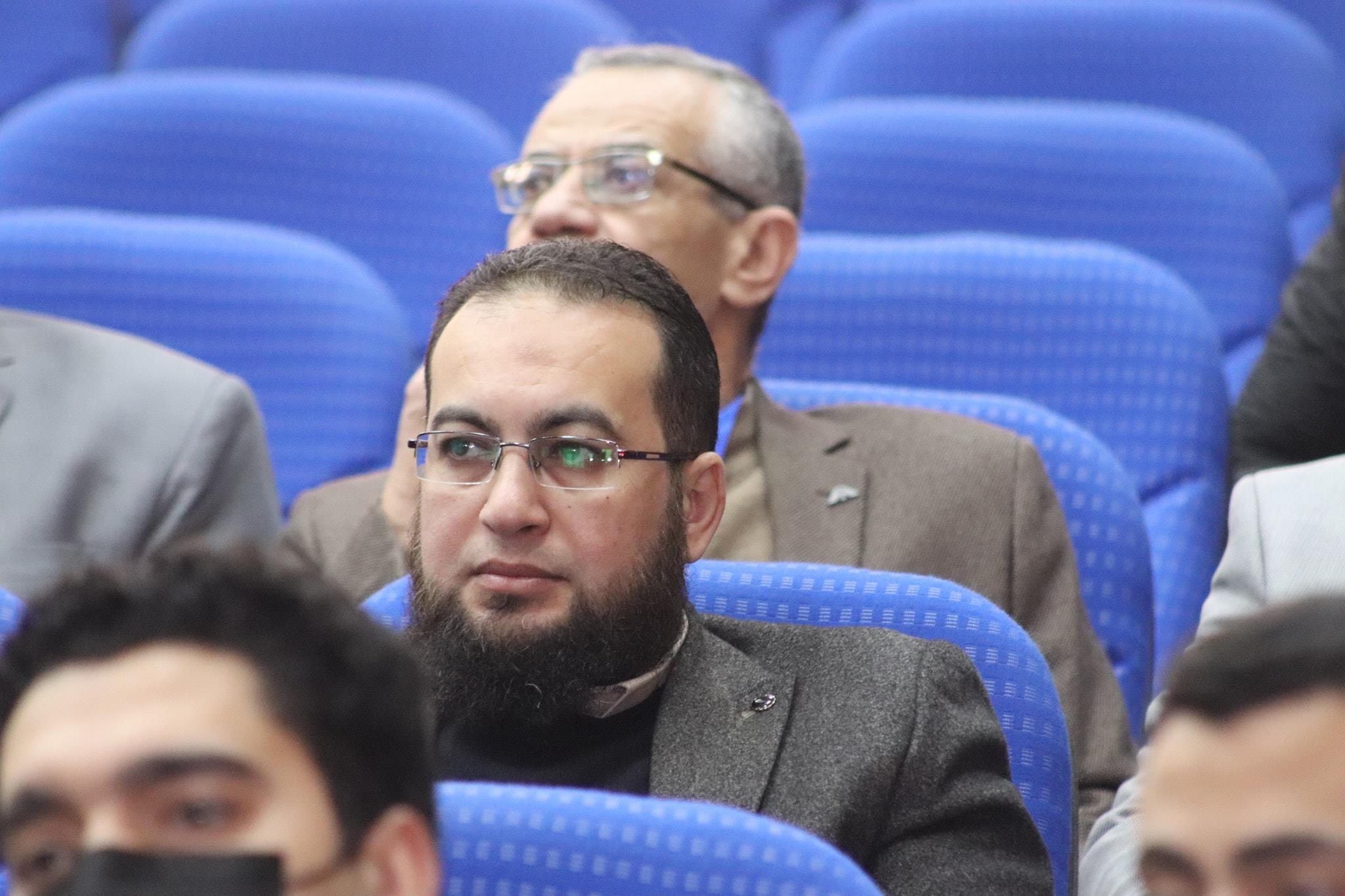 ازمة قلبية تقتل طبيب قلب شهير بمؤتمر للقلب (صور)