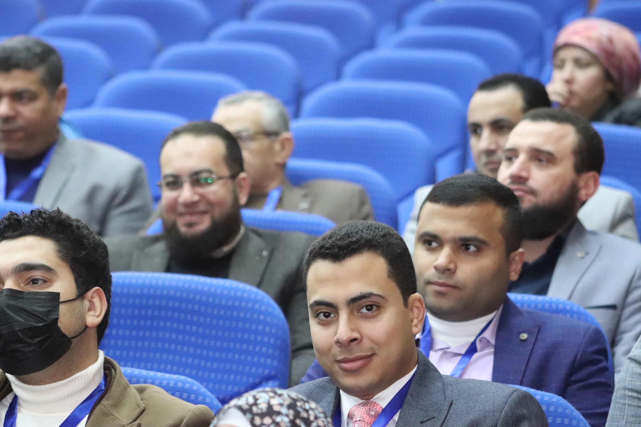 ازمة قلبية تقتل طبيب قلب شهير بمؤتمر للقلب (صور)