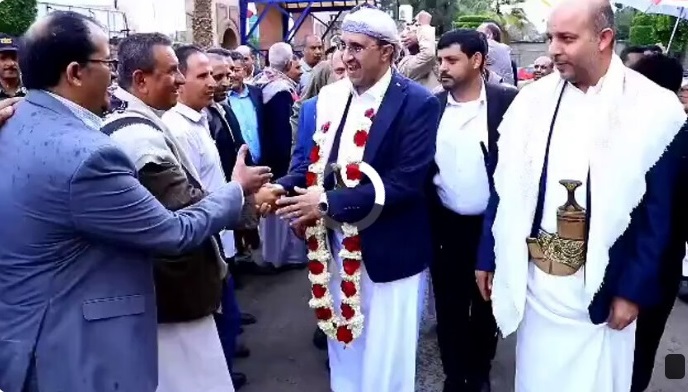 نجاة وزير حوثي من الموت (فيديو)