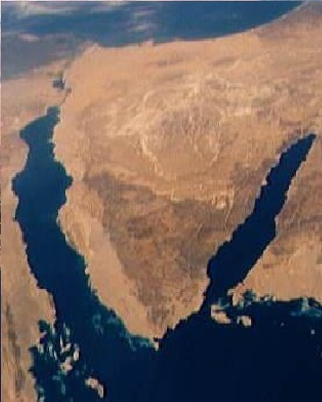 زلزال يضرب مصر ويوقظ سكان القاهرة (صور اولية)