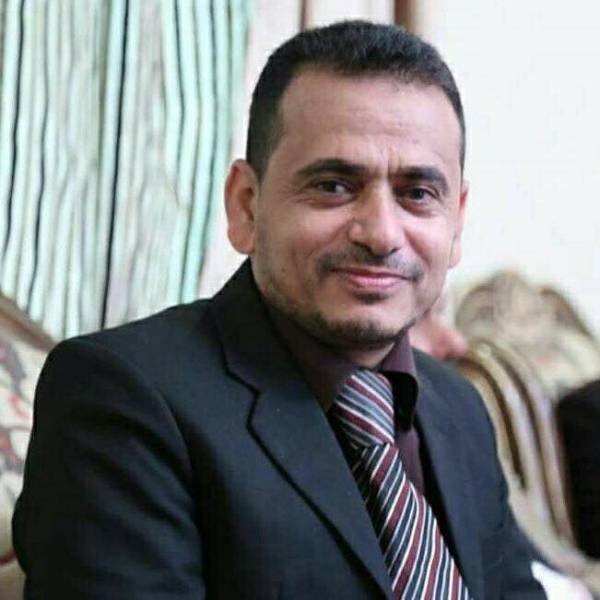 نهب مسؤول يمني في مصر كل مايملك (صور)