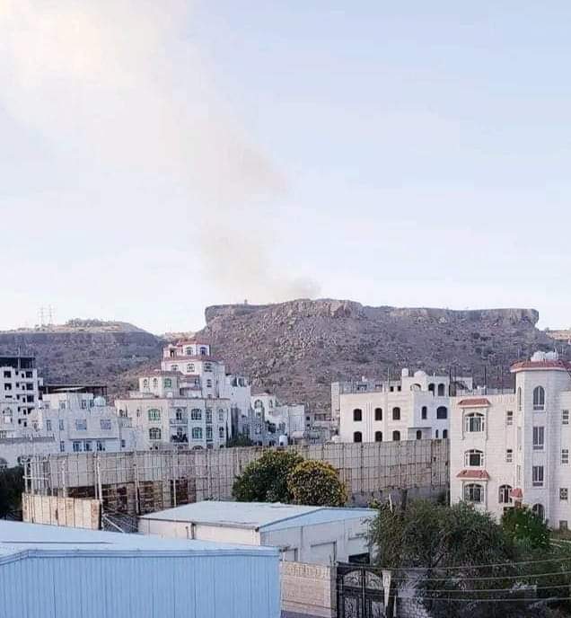 مجددا .. دوي انفجارات عنيفة تهز صنعاء (صور)